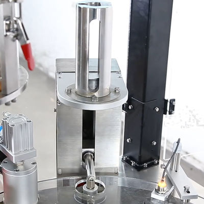 Macchina rotante per riempire e sigillare le capsule di caffè Nespresso di piccole dimensioni, fabbricata in Cina